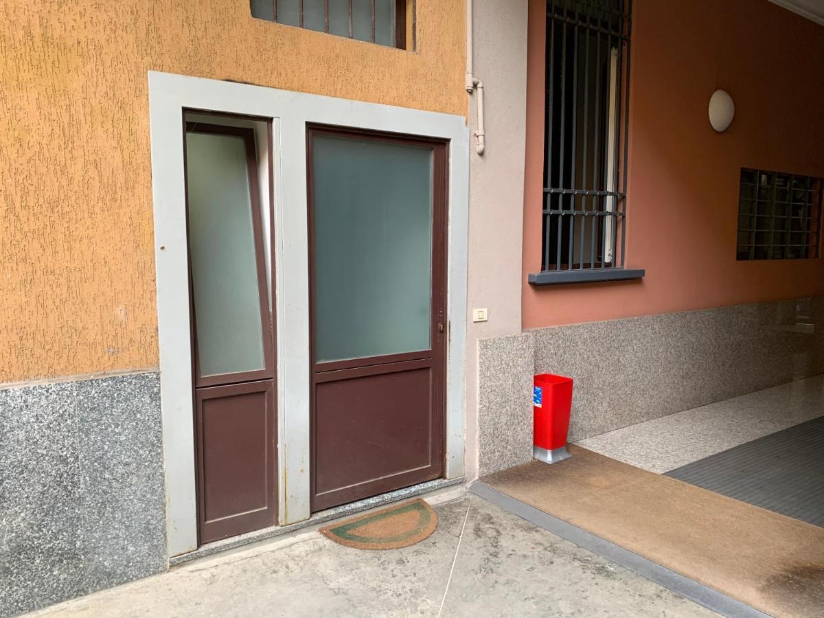 ホテル Bagno Privato - Stanza Doppia ミラノ エクステリア 写真